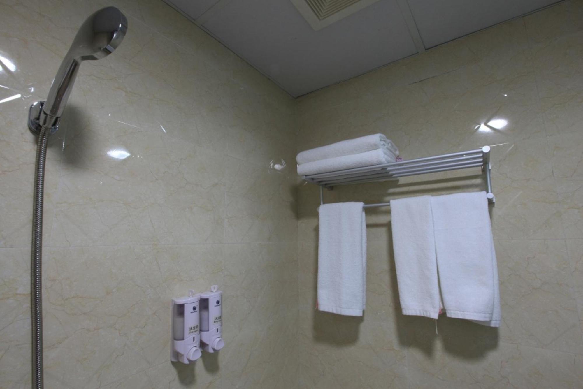 Yangon Regency Hotel Экстерьер фото