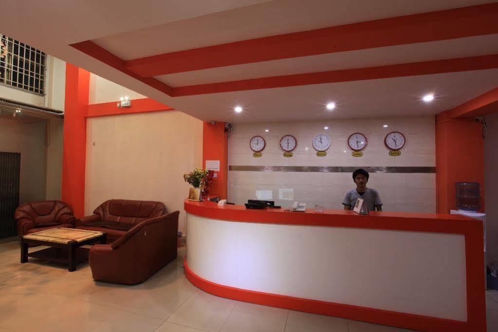 Yangon Regency Hotel Экстерьер фото